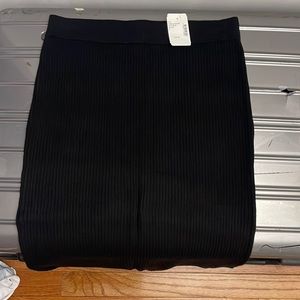 Brand new Saks Off Fifth black midi skirt